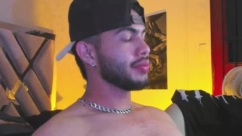 Snapshot of vincentblack_ chatting on 03-23-26, 08:51 Vincent online show from 03-23-26, 08:51