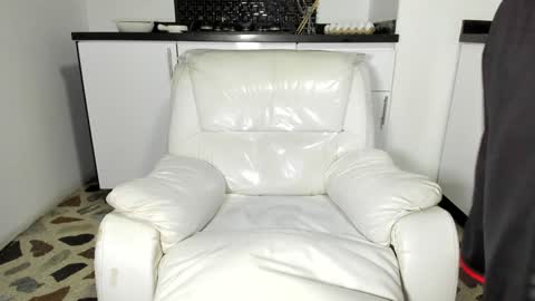 Snapshot of vincenthunter chatting on 01-28-25, 01:29 Vincent online show from 01-28-25, 01:29