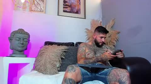 Vincent Sartori online show from 04-10-26, 08:13