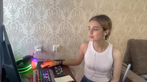 Mira online show from 05-03-26, 03:18