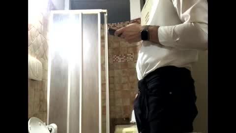Snapshot of vinmin90 chatting on 04-12-26, 11:32 Zenith online show from 04-12-26, 11:32