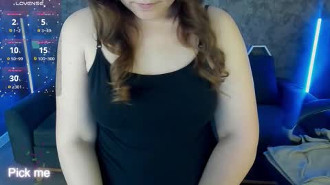 Milla online show from 03-25-26, 07:47