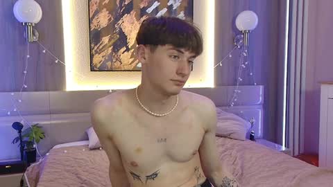 Snapshot of vinsant_x chatting on 04-09-26, 11:59 Vinsant online show from 04-09-26, 11:59