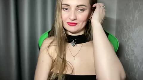 Snapshot of viola_1 chatting on 12-27-24, 07:14 Funny girl online show from 12-27-24, 07:14