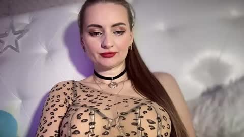 Snapshot of viola_1 chatting on 01-25-25, 04:57 Funny girl online show from 01-25-25, 04:57