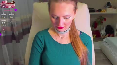 Snapshot of viola_1 chatting on 02-26-25, 09:48 Funny girl online show from 02-26-25, 09:48