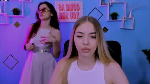 viola_sweet_ online show from 06-22-26, 09:06