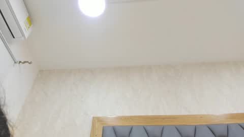 Snapshot of violeet_gray chatting on 02-25-25, 11:41 violeet_gray online show from 02-25-25, 11:41