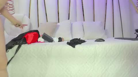 violeet_gray online show from 06-14-26, 11:34