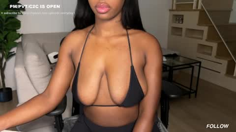 Snapshot of violet6xft chatting on 03-24-26, 05:56 Fantasy Black Girl online show from 03-24-26, 05:56