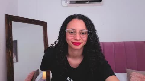 violet__15 online show from 06-03-26, 02:33