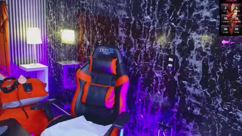 Violet online show from 03-19-26, 03:27