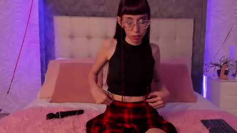 Violet  online show from 06-28-26, 09:10