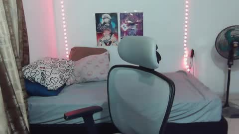 Violete Hentai01 online show from 04-29-26, 12:27