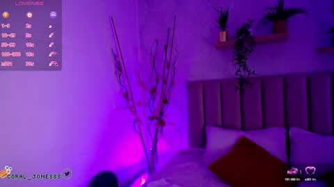 Violet Jones online show from 01-27-25, 01:09