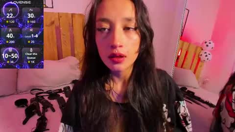 Violet Jones online show from 07-02-26, 05:19