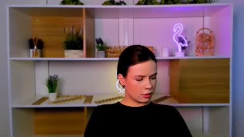 violet_moxi online show from 12-04-25, 12:25