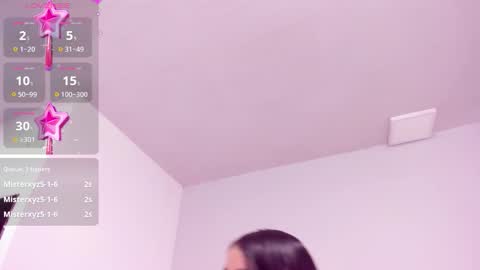 Snapshot of violet_myerrs chatting on 09-26-25, 01:31 violet online show from 09-26-25, 01:31