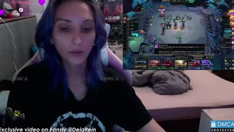 Snapshot of violet_noir_ chatting on 11-12-25, 02:12 Deya online show from 11-12-25, 02:12