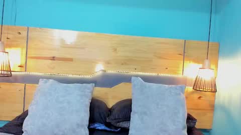 Sweet  Shy Violet online show from 09-11-25, 12:05