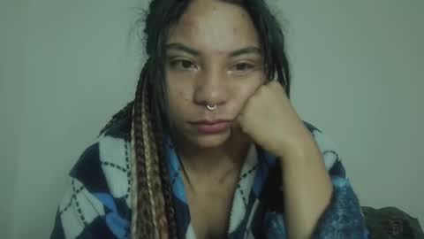 Snapshot of violet_smmithh chatting on 01-01-25, 01:48 Violet online show from 01-01-25, 01:48