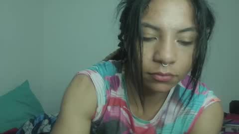 Snapshot of violet_smmithh chatting on 01-04-25, 02:03 Violet online show from 01-04-25, 02:03