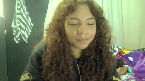Snapshot of violet_smmithh chatting on 02-18-26, 01:01 Violet online show from 02-18-26, 01:01