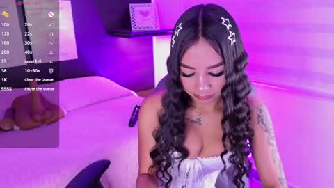 Violeta online show from 06-13-26, 01:58