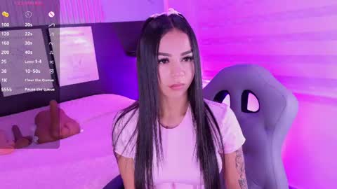Violeta online show from 06-17-26, 01:41