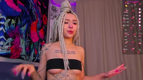 Violet online show from 01-12-25, 05:03