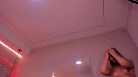 Violeta  online show from 09-14-25, 11:09