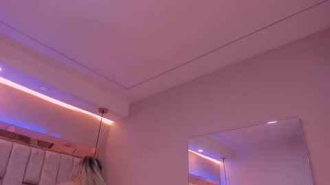 Violeta  online show from 09-16-25, 10:05