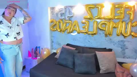 Violet  online show from 09-20-25, 03:51