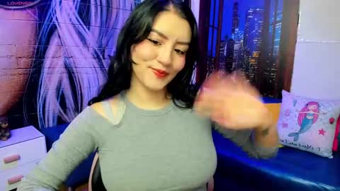 Snapshot of violeta_diazz chatting on 12-12-24, 09:15 online show from 12-12-24, 09:15