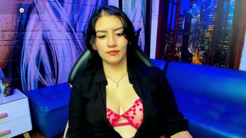 Snapshot of violeta_diazz chatting on 12-28-24, 07:11 online show from 12-28-24, 07:11