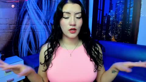 Snapshot of violeta_diazz chatting on 01-08-25, 09:12 online show from 01-08-25, 09:12