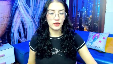 Snapshot of violeta_diazz chatting on 01-29-25, 09:17 online show from 01-29-25, 09:17