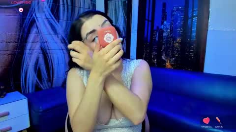 Snapshot of violeta_diazz chatting on 02-18-25, 09:09 online show from 02-18-25, 09:09