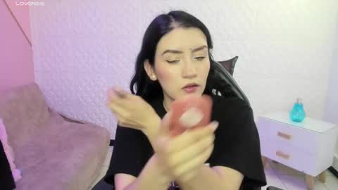Snapshot of violeta_diazz chatting on 09-20-25, 09:16 online show from 09-20-25, 09:16