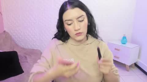 Snapshot of violeta_diazz chatting on 09-25-25, 09:18 online show from 09-25-25, 09:18
