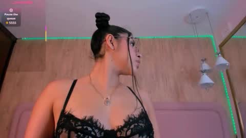 Violeta Garcia online show from 09-25-25, 09:13