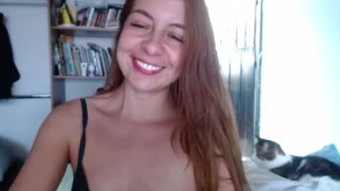 Snapshot of violeta_peter69 chatting on 07-06-26, 08:22 Violeta Peter online show from 07-06-26, 08:22