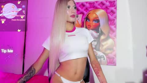 Snapshot of violeta_prince chatting on 11-24-25, 08:08 Violeta Princess Please help me with your thumbs up its important online show from 11-24-25, 08:08