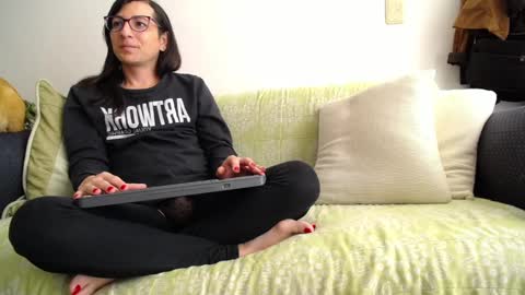 Snapshot of violetagomez_co chatting on 02-14-25, 02:23 Violeta Gmez online show from 02-14-25, 02:23