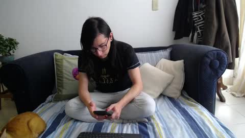 Snapshot of violetagomez_co chatting on 02-17-25, 08:04 Violeta Gmez online show from 02-17-25, 08:04