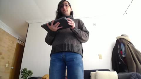 Snapshot of violetagomez_co chatting on 02-23-25, 01:42 Violeta Gmez online show from 02-23-25, 01:42