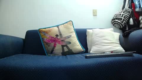 Snapshot of violetagomez_co chatting on 02-24-25, 11:30 Violeta Gmez online show from 02-24-25, 11:30