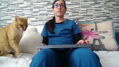 Snapshot of violetagomez_co chatting on 11-13-25, 04:39 Violeta Gmez online show from 11-13-25, 04:39