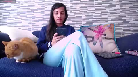 Snapshot of violetagomez_co chatting on 11-29-25, 05:27 Violeta Gmez online show from 11-29-25, 05:27