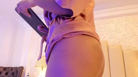 Violeta online show from 07-17-26, 03:39